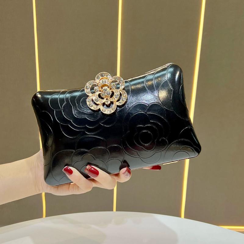Luxury High-end 3D Embossing Women's Evening Bag Brand Design Diamond Flower Dinner Handbags Fashion Wedding Dress Crossbody Bag