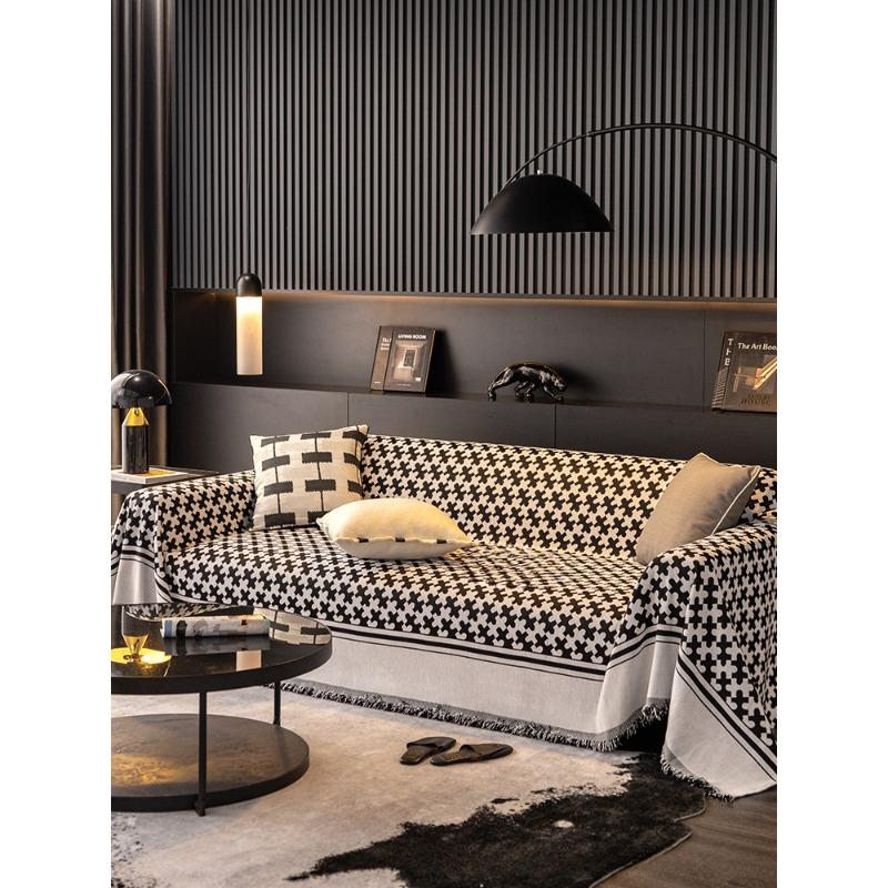 

Черно-белый чехол для дивана из синели с головоломкой, полотенце, пылезащитный чехол для дивана, устойчивый к царапинам, универсальный «все включено» Four Seasons 180*130cm