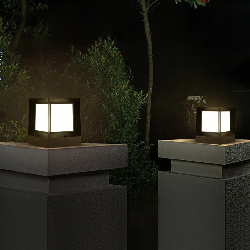 Waterproof Outdoor Solar LED Post Top Light for Gardens and Villas