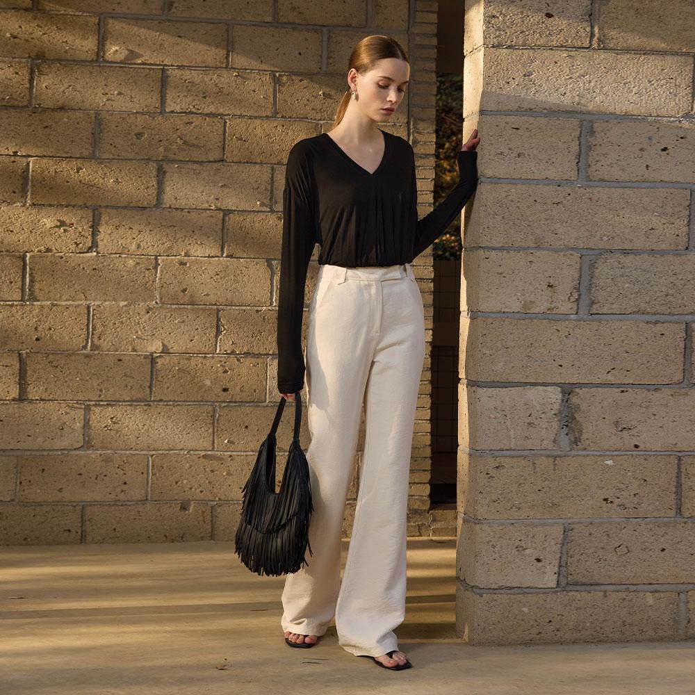 Waiwaiaiem Yy_V-Neck Dropped Shoulders Top_2Color
