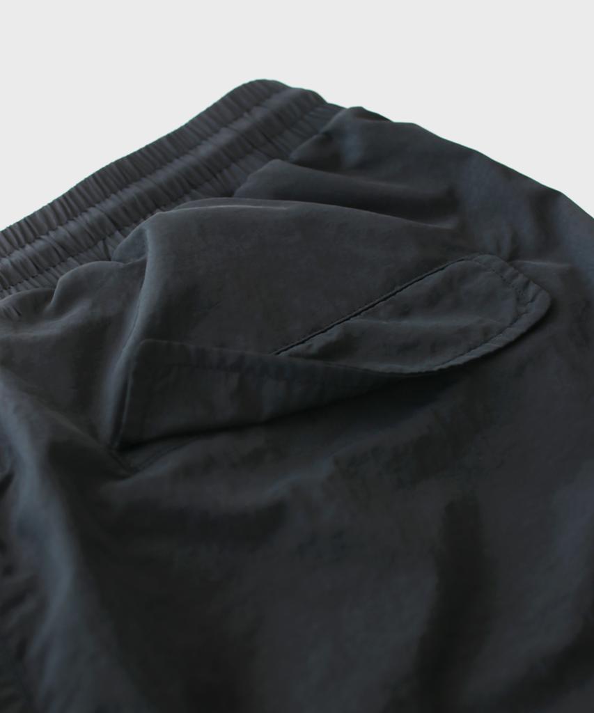 Maseumaluljeueopaeleol Essential Parasuit Shirring Cargo Pants_Black