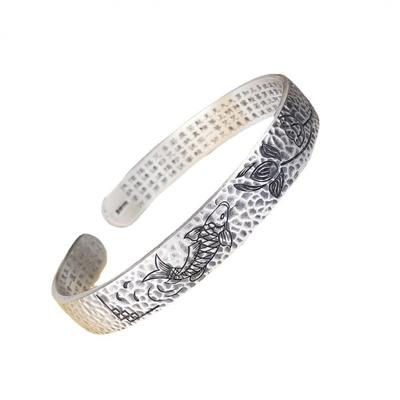 S999 Sterling Silver Ručně vyráběné kladivo vzor srdce Sutra spodní náramek náramek v retro etnickém stylu náramek lotosové ryby stříbrný