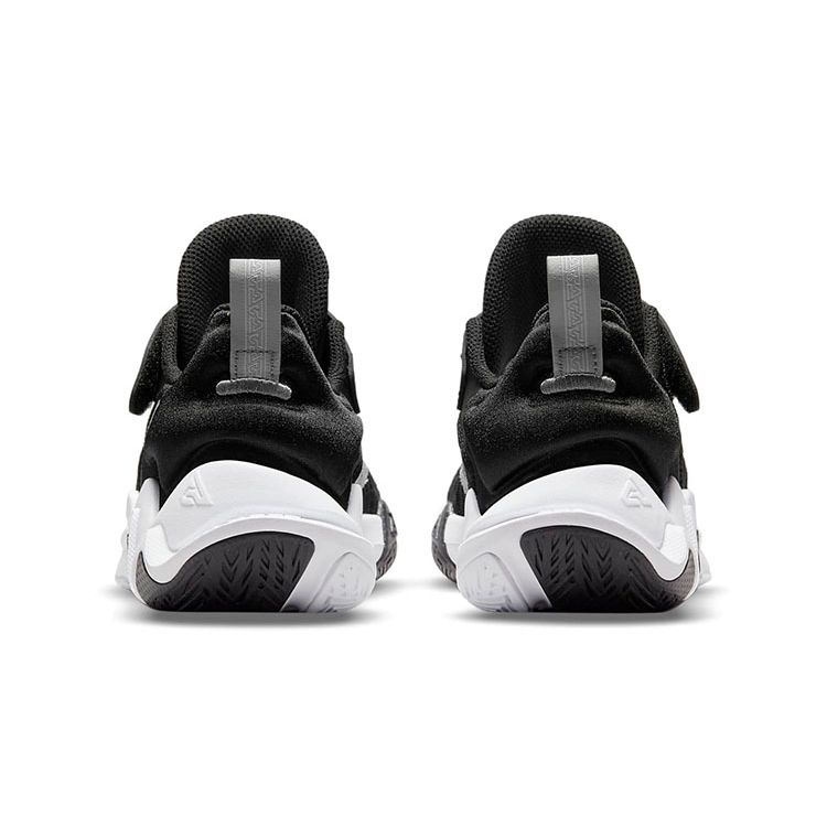 Nike Giannis Immortality PS Black Volt Kids Sneakers Clear White Wolf-Grey DB6082-010