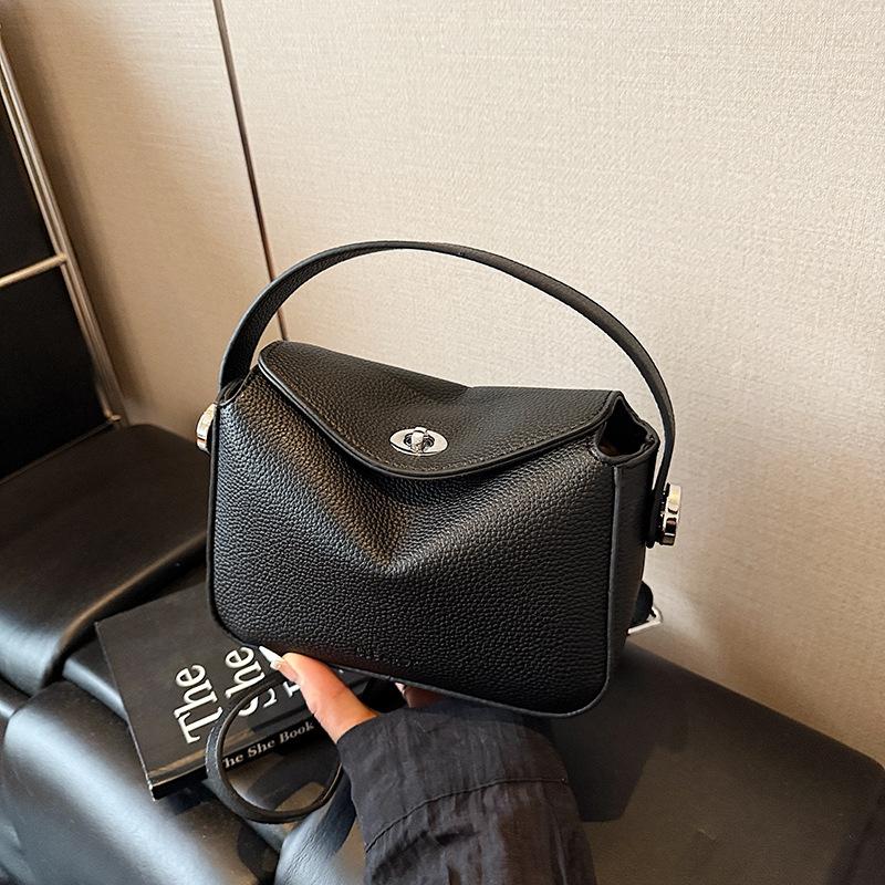 High-end Niche Bag Women's Summer Versatile New Women's Messenger Bag Portable Pillow Bag