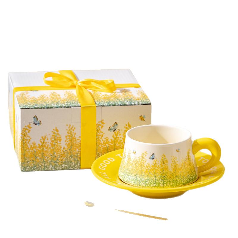 Retro Original Design Yellow Rapeseed Flower Ceramic Coffee Cup And Saucer Gift Box Set, High-End And Exquisite Souvenir