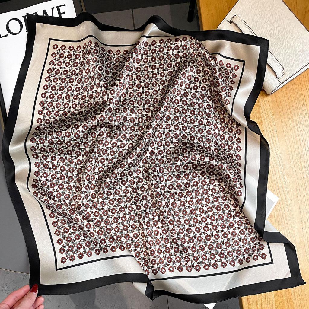 1116 Korean version of spring and autumn new fashion 71 silk square scarf women's dual-purpose mulberry silk gift scarf with shirt scarf