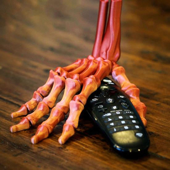 3D Printed Halloween Skeleton Hand Realistic Looking Widely Used Fake Human Hand Party Terror Scary Props Decoration