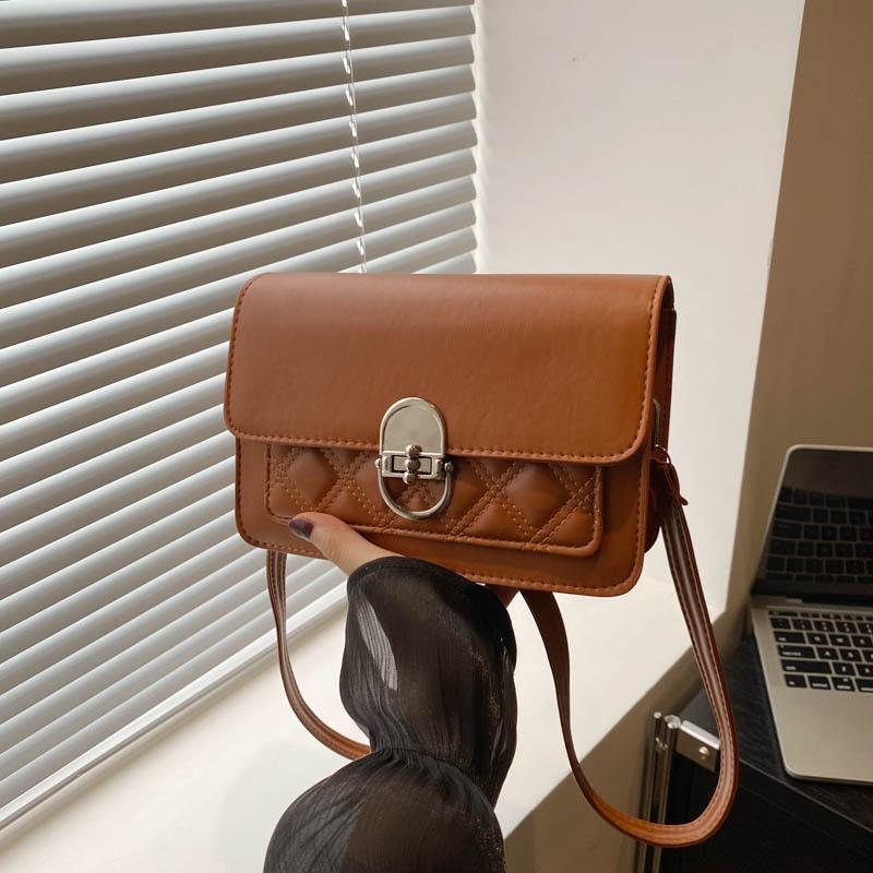 This year's popular bag women's 2025 autumn and winter new trendy niche design versatile crossbody bag fashionable diamond checkered small square bag