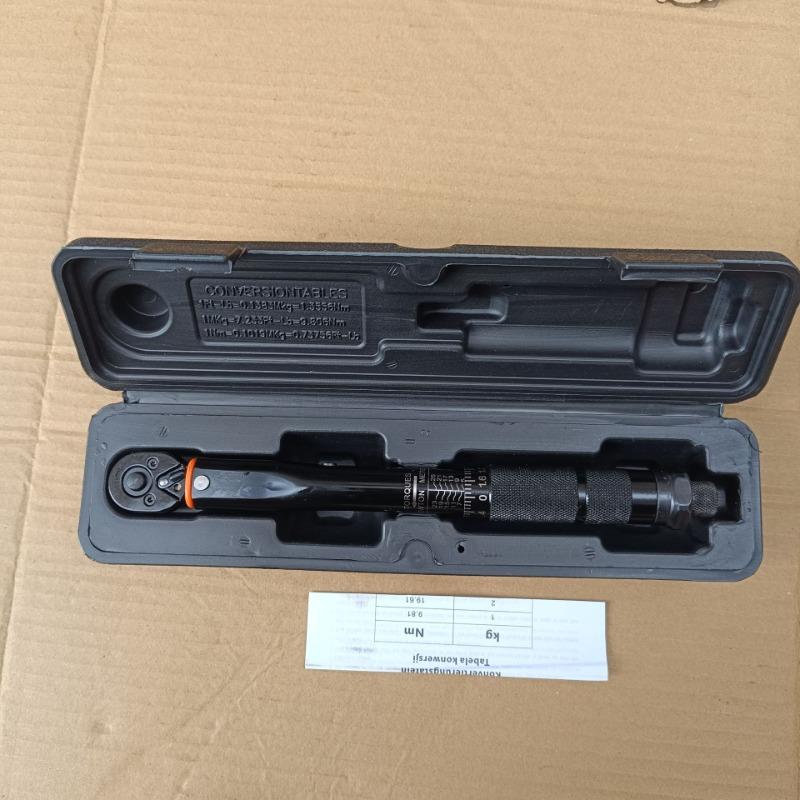 

1/4 Torque Wrench Adjustable Preset Torque Wrench 1/4 5-25NM