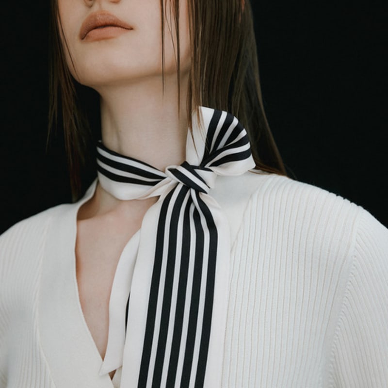 AVVINA PELLE Long Twilly Silk Scarf - Stripe(3colors)