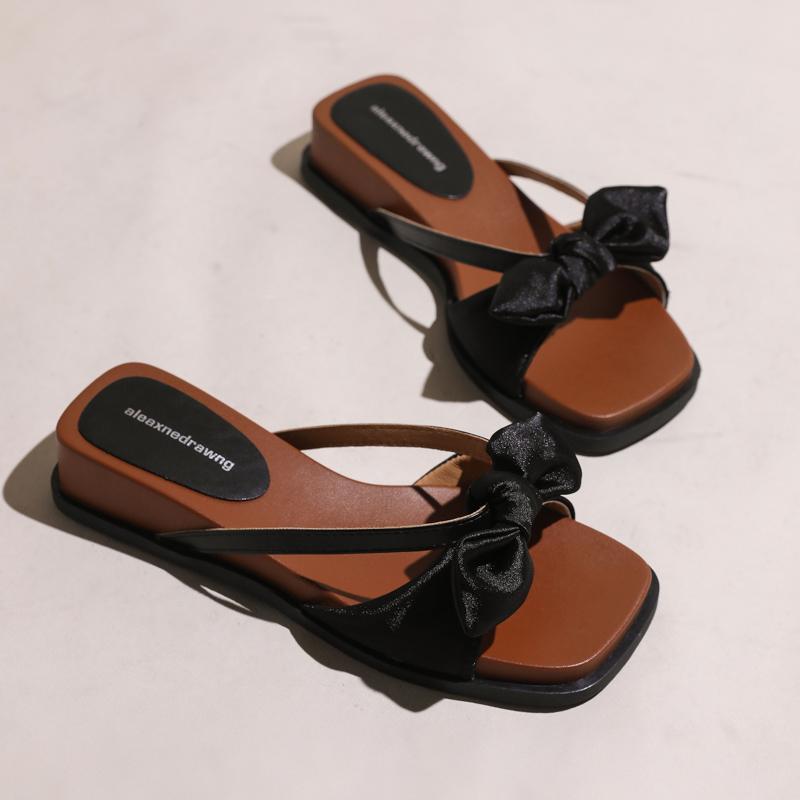 Fashion Bow Women Wedges Slippers Square Toe Heeled Shoes Fashion Party Sandals Designer 2025 New Summer Woman Flip Flops Dress Zapatos
