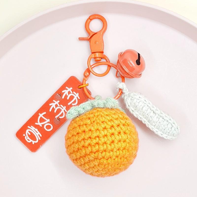 Wool Knitting Peach Keychain: Cute Creative Pendant for Student Backpacks & Gifts