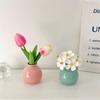 Stilvolles rundes Keramikvasen-Set mit künstlichen Trockenblumen für Schlafzimmer- und Wohnzimmerdekoration