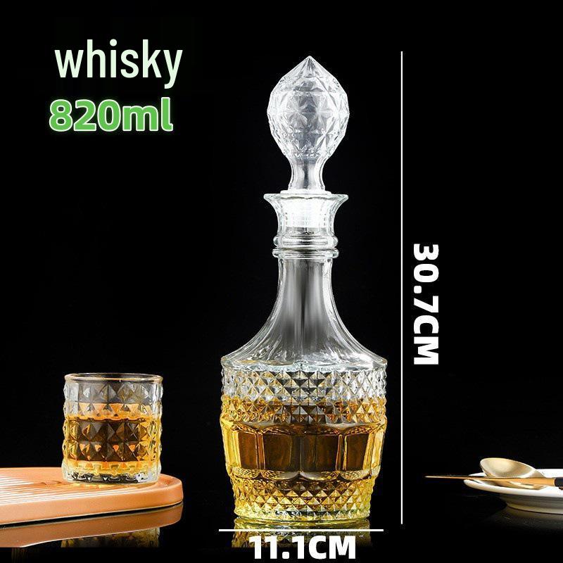 European Crystal XO Glass Decanter: Transparent Whiskey and Wine Bottle