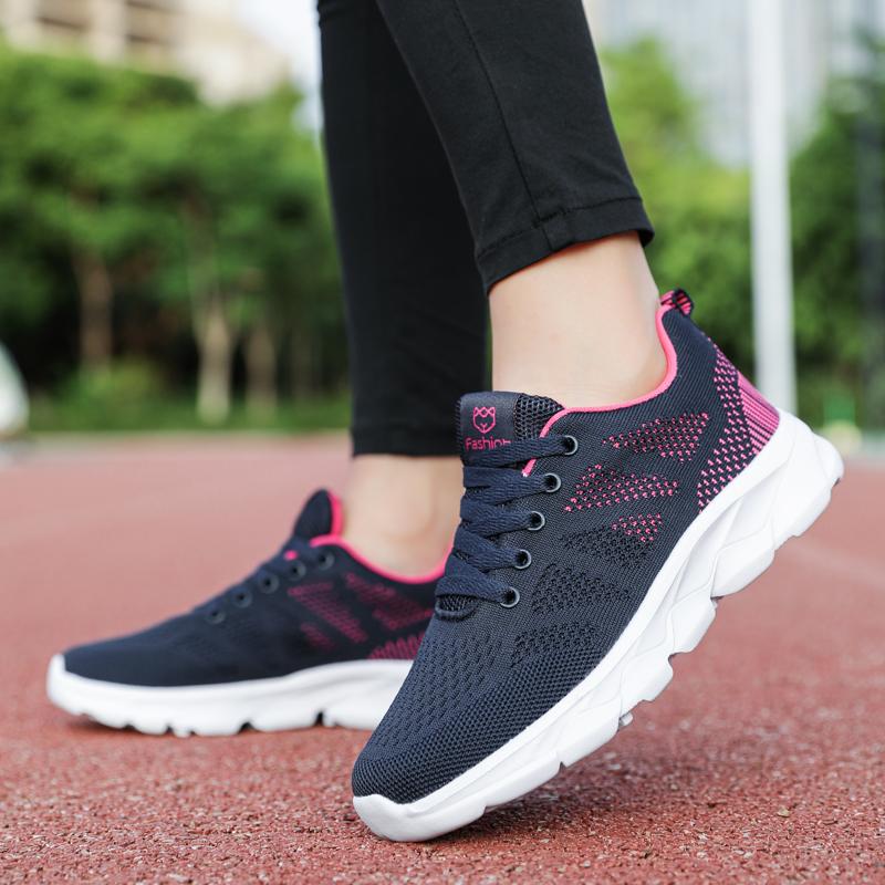 Women's Flying Woven Breathable Super Light Stuffed Sports Shoes Large Size Ultra -light Stool Women's Sports Shoes