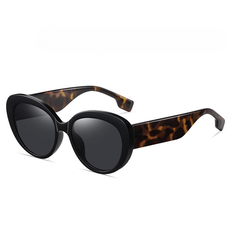 Kleine Box-Katzenaugen-Sonnenbrille, weiblich, Online-Prominente mit 1,1 polarisierter Persönlichkeit, Vollformat-Anti-Ultraviolett-Erweiterte Sonnenbrille.