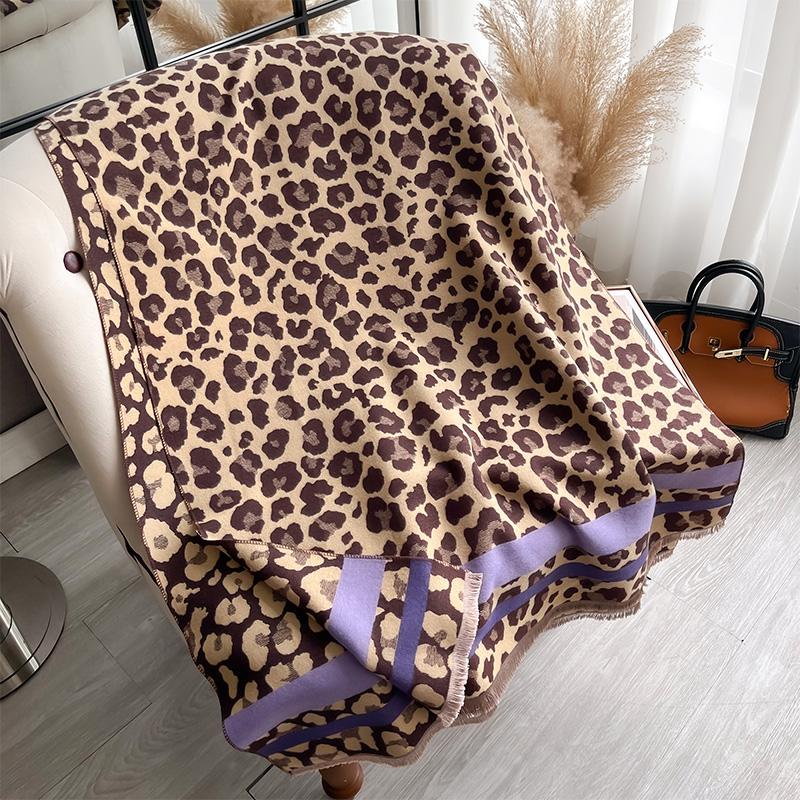 Luxury Leopard Design Scarf Imitation Cashmere Soft Warm Fringe Shawl Autumn Winter Coldproof Windproof Blanket Scarf