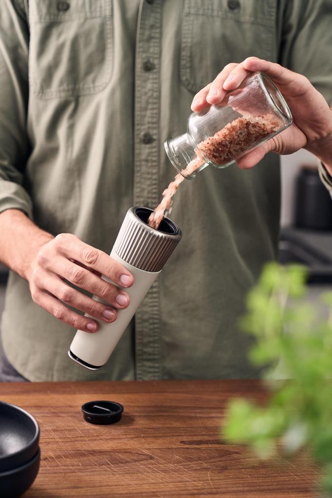 ZWILING Manual Ceramic Spice Mill for Rock and Pepper Japanese ZWILLING Spices "Ivory" Salt, Salt, [Official Product] Z1029-734