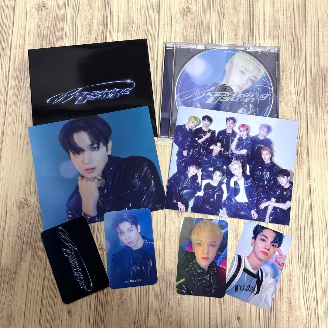 

[USED] THE BOYZ Breaking Dawn Regular version C HUSH