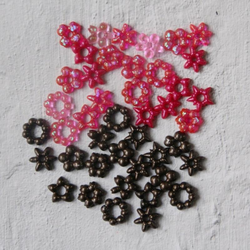 Five Petals Flower Earring Mould Crafted From Food Grade Silicone For Jewelry Crafting And Customes Creation