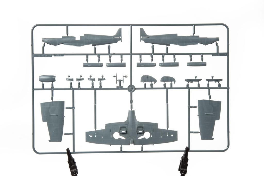 Eduard 1/72 Weekend Edition US Army Air Forces Spitfire Mk.8 Plastic Model Kit EDU7462