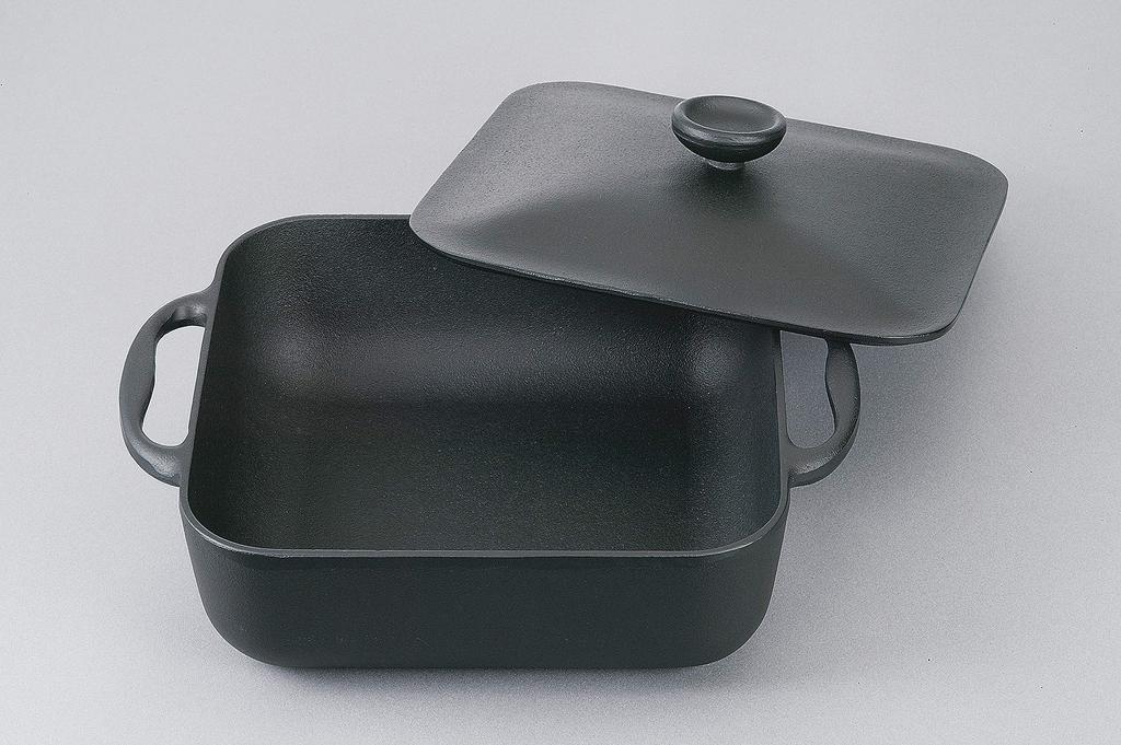 Iwachu Square Dimensions X X IH Nambu Pan, Black. (cm) 30.5 24.5 (H) 3.5 (shallow) / (H) 8.5 (deep). Compatible. 21700. Double-handled Pot. Ironware.