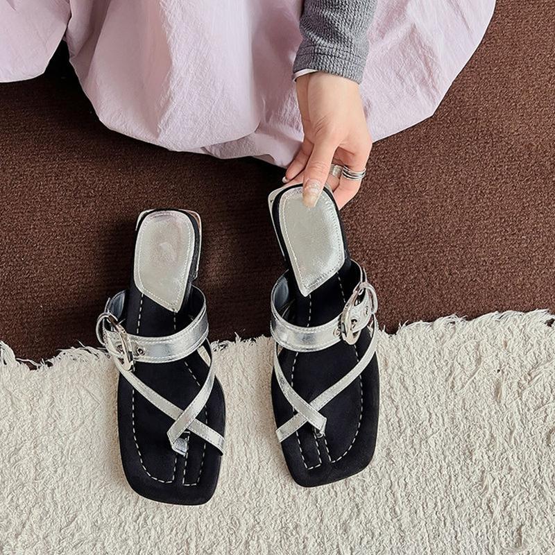 Mode NEU Sommer Damen Hausschuhe Eckige Zehenpartie Niedriger Absatz Schuh Spaltleder Schuhe für Damen Gekreuzter Riemen Schnalle Damen Sandalen Zehentrenner