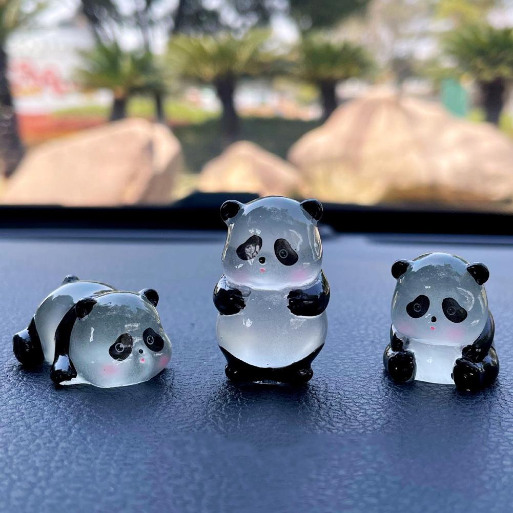 Διακόσμηση Καθρέφτη Αυτοκινήτου Κεντρική Κονσόλα Μικρή Φωτεινή Κούκλα Πάντα Ρητινένιο Στολίδι Αξεσουάρ Εσωτερικού Αυτοκινήτου