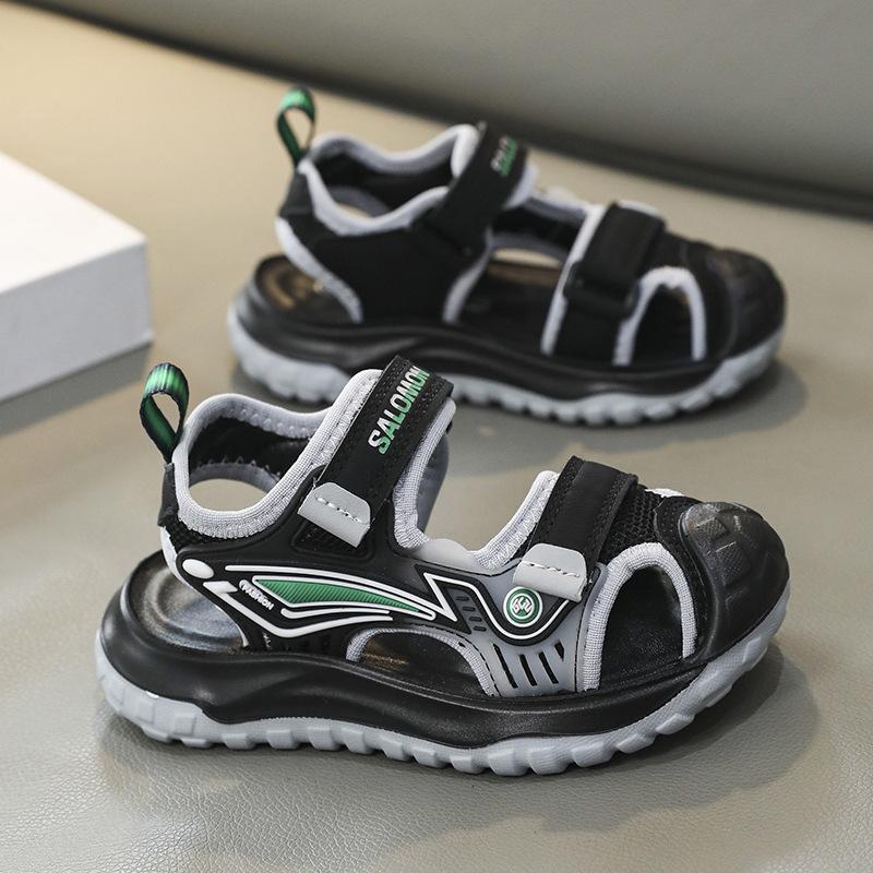 Children's sandals brick and mortar store children's sports shoes Baotou summer new beach shoes sports Velcro sandals