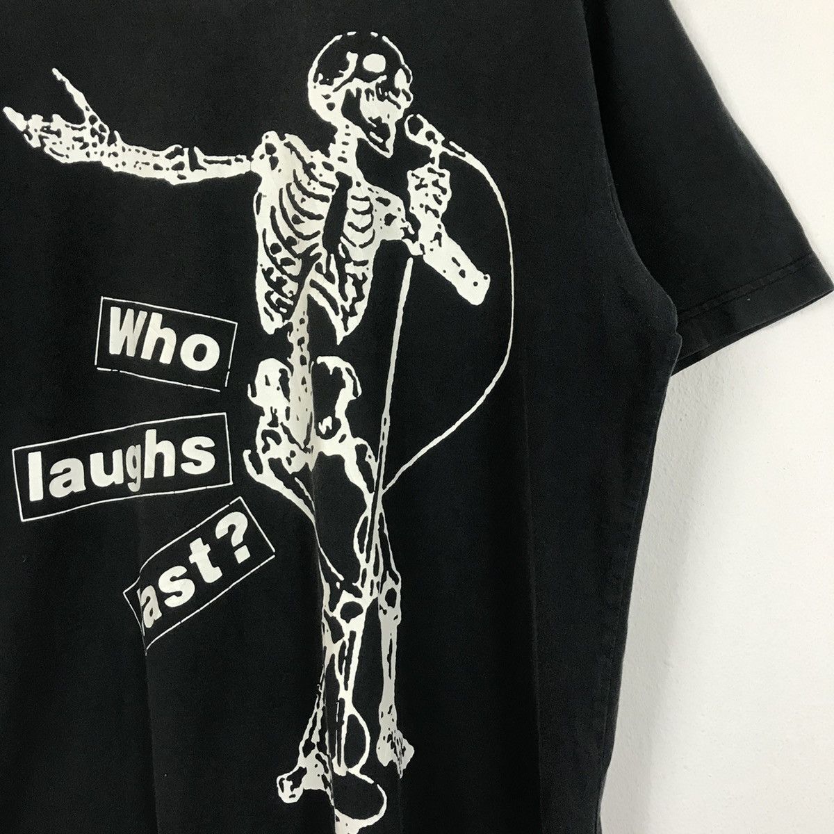 RATM Who Laughs Last Albums black short sleeve T shirt vtg S