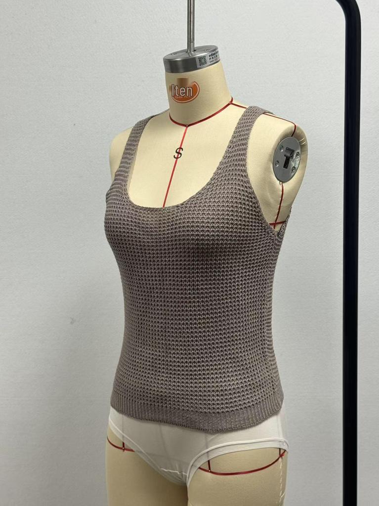 Women's Summer U-neck Vest: European & American Style, Fashionable & Versatile Knit Sweater