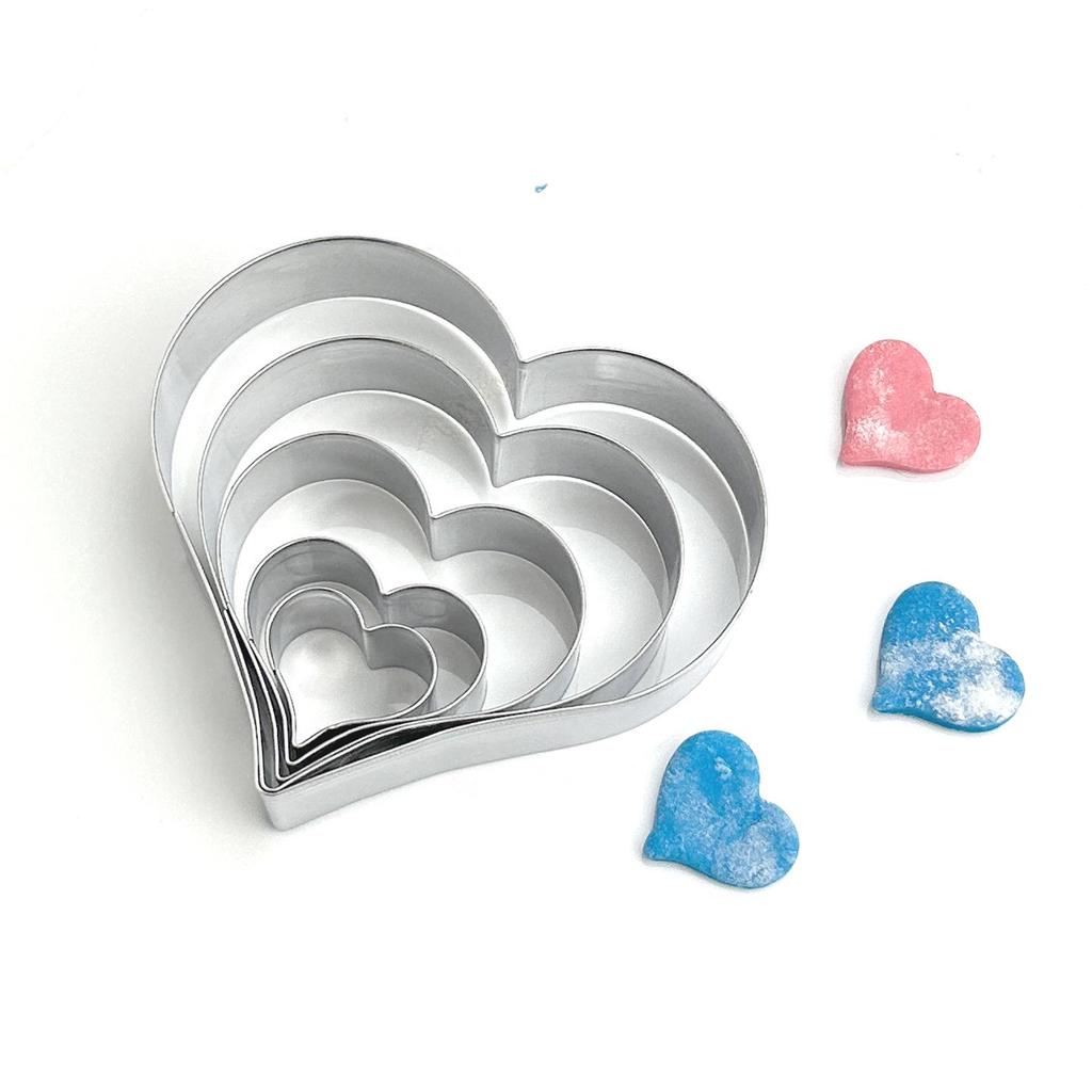 5-Piece Stainless Steel Heart Cookie, Vegetable & Fruit Cutter Set - Valentine's Day Special