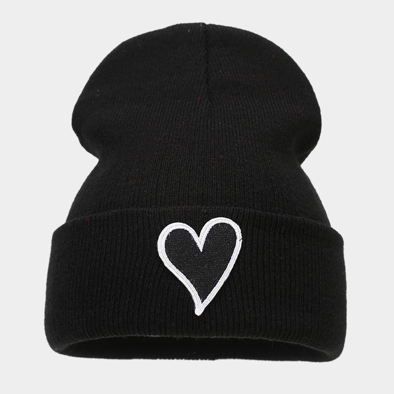 European and American Simple Love Embroidery Sticker Knitted Hat Men and Women Street Fashion Warm Pile Hat Autumn and Winter Personality Cold Hat