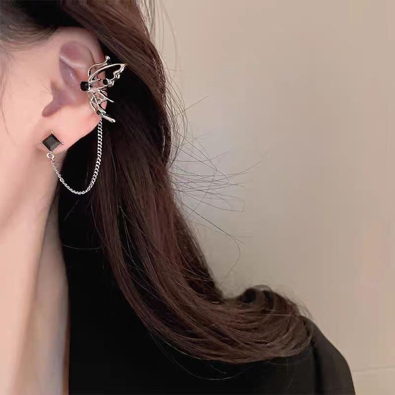 Schwarzer Zirkon Hohl Schmetterling Ohrringe Damen Kalter Wind Ohrknochen Clip Ohrnadel Nische Personalisierte Ohrringe