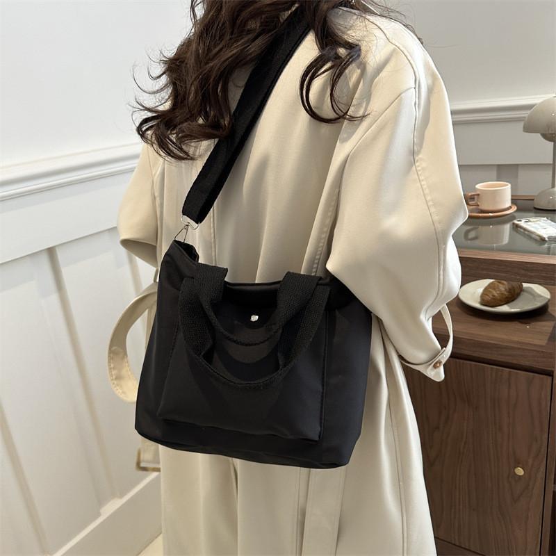 Trendy Spring 2024 Fashionable Nylon Tote Bag For Women In Multiple Colors