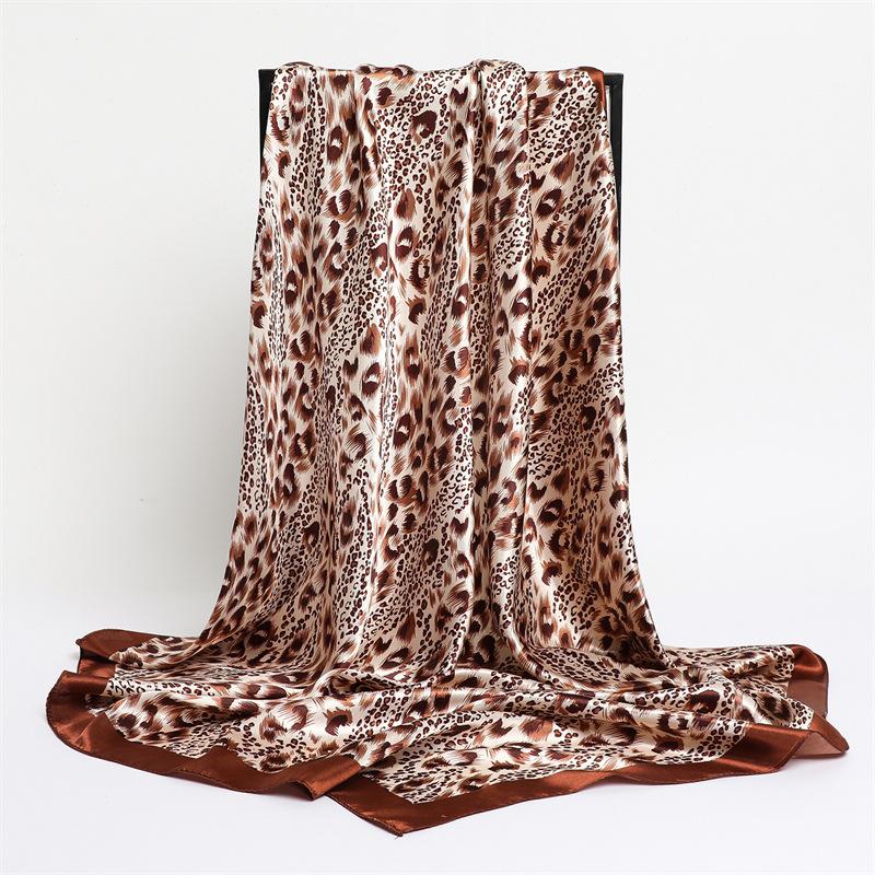 90 * 90cm New Silk Scarf Women'S Spring And Summer Decorative Scarf Sunscreen Travel Shawl Autumn And Winter Scarf Thin Edition