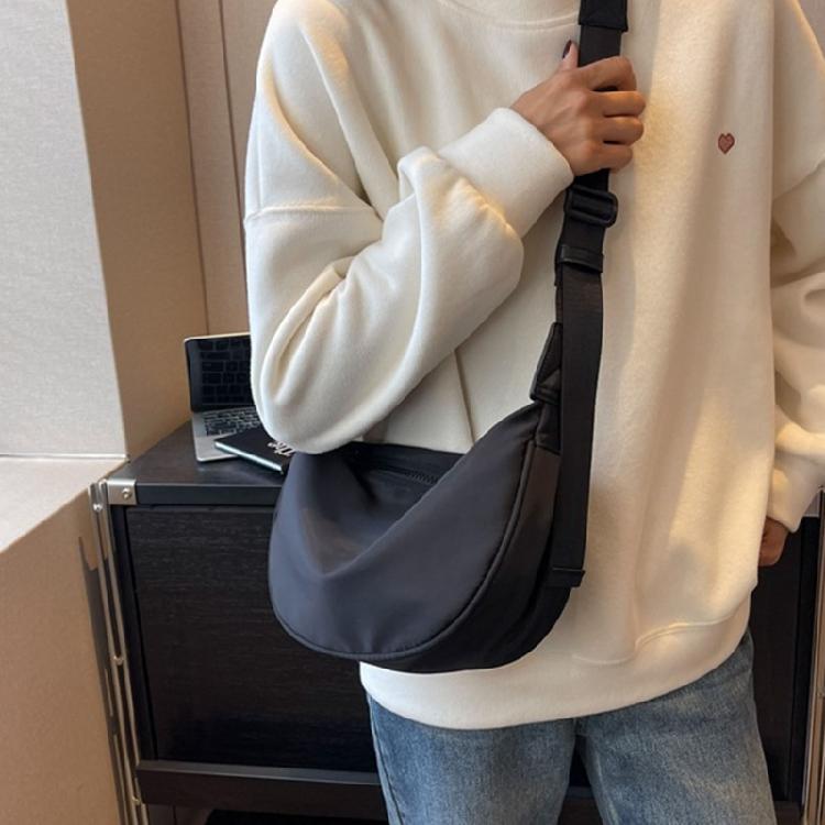 2023 NEW Crescent Bags Shoulder Bags for Girl Women Carrying Purse Underarm Bag