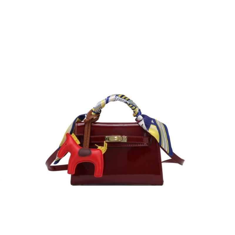 

Kelly bag women s fashion shoulder messenger bag urban commuter simple temperament handbag красный