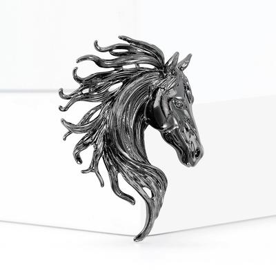 Luxury Glossy Horse Head Brooches Elegant Fashion Style Horse Brooches Unisex Design Brooches Jewelry New Year Gifts