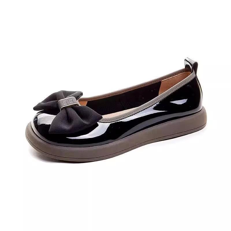 Low-heeled shallow-mouth one-pedal shoes for women's comfortable small leather shoes, new soft-soled single shoes in summer