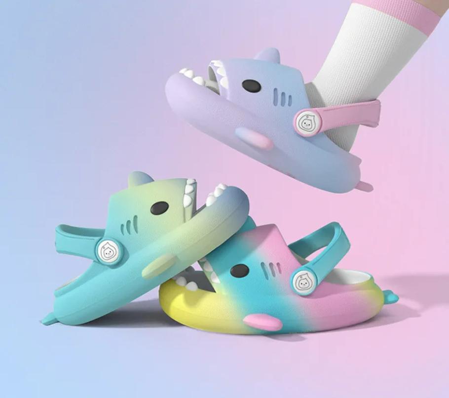 Fashion Crestar Kids Shark Slippers Summer Fashion Children Cute Cartoon Slippers Boys Girls Soft Sandal Outdoor Non-slip Beach Slides