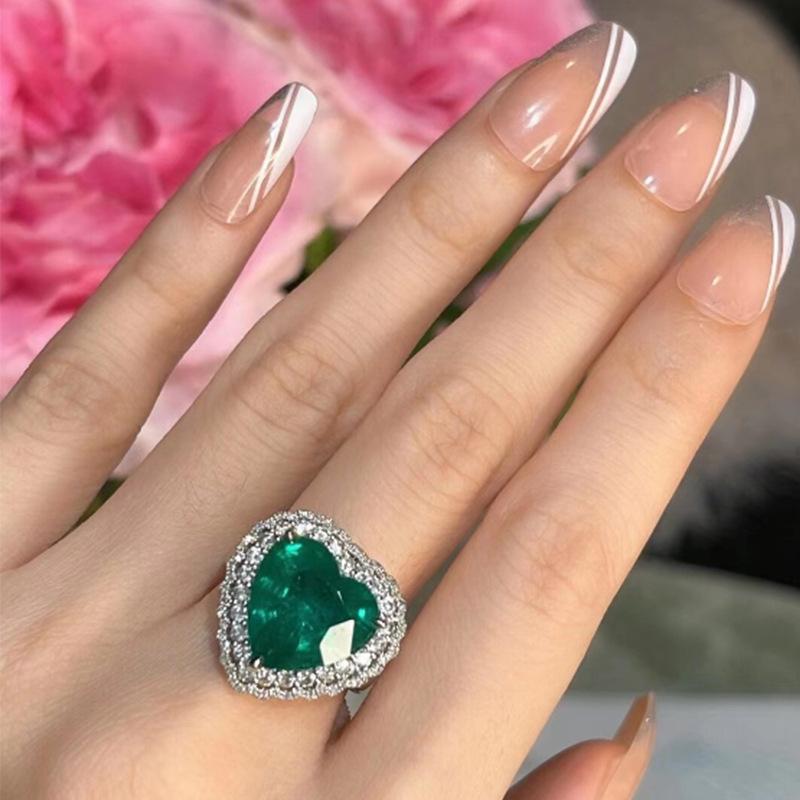 Luxurious Green Palaiba Heart-shaped Zircon Ring for Women's Fashion Instagram Pop Engagement Bride Jewelry