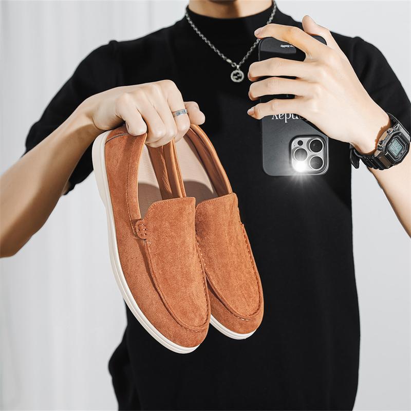 Fashion New Moccasins Breathable Male Slip on Flats Handmade Soft Men Loafers Business Boat Shoes Fashion Men's Casual Walking Shoes
