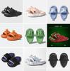 Calzado para hombre – Sandalias