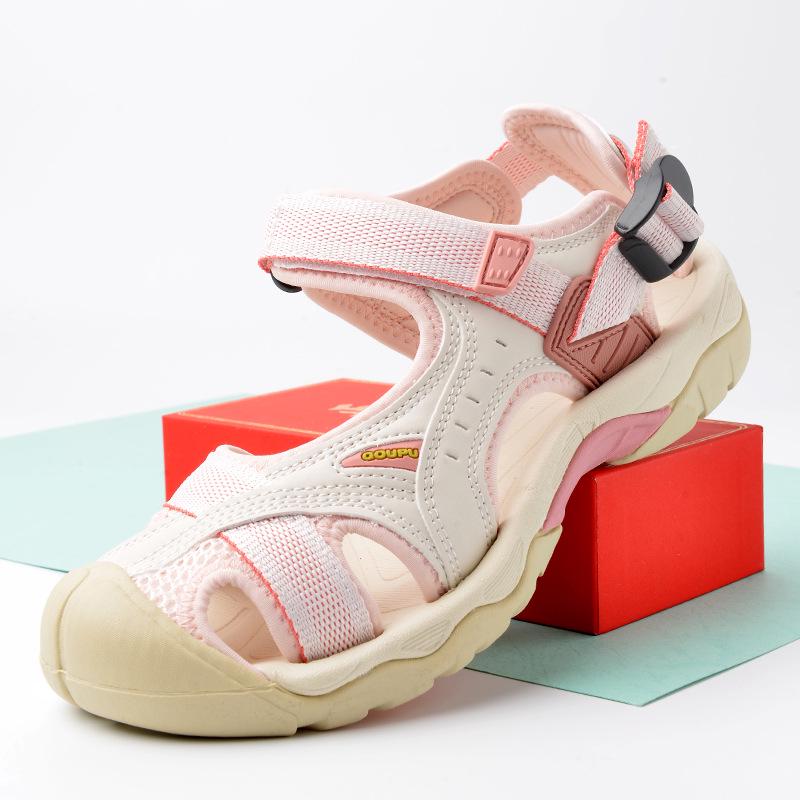 Unisex Outdoor Sandals: Non-slip Beach, Climbing, Hiking Shoes with Closed-toe Design