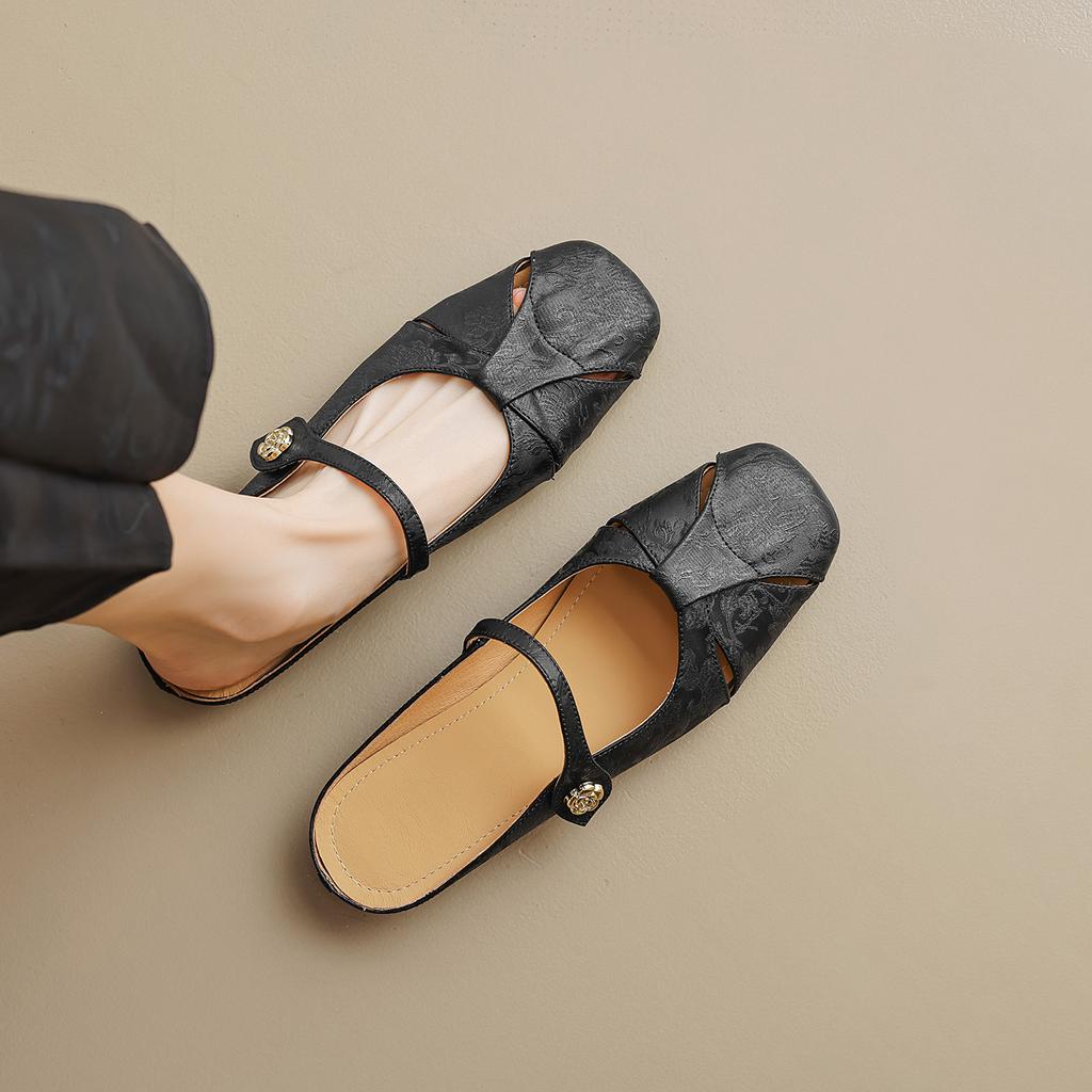 Hollow temperament Baotou cool half slippers women's summer wear 2025 new summer lazy Chinese camellia Muller shoes