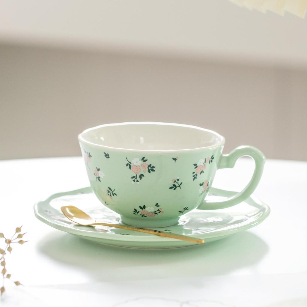 Europejski Mały Kubek do Kawy Cuihua z Łyżeczką Luksusowy Ceramiczny Kubek do Herbaty Biuro Mężczyźni i Kobiety Picie Wody Różowy Uroczy Kubek