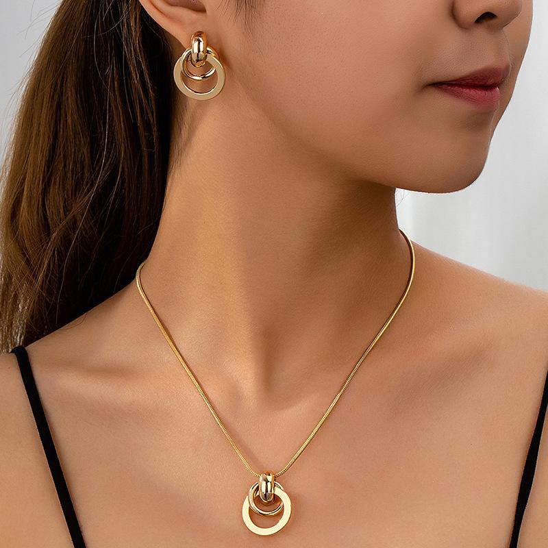 1 Set European and American Fashion All-Match Metal Geometry Circle Women's Necklace Earrings Jewelry Suit Daily Wear