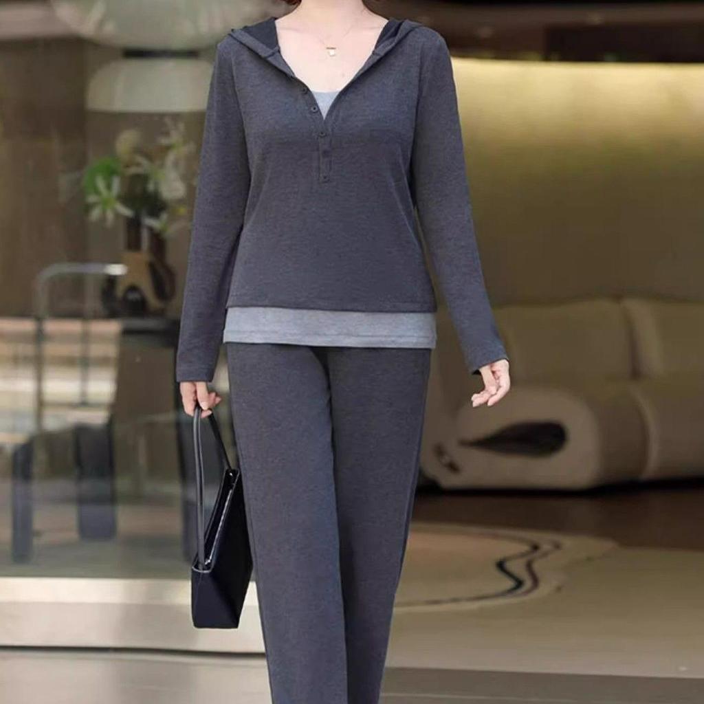 2025 Spring/Autumn Casual Plus-Size Two-Piece Sportswear for Middle-Aged and Elderly Women