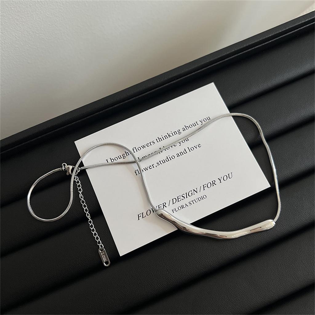 Women's Metal Chain Lrregular Titanium Steel Non-fading Necklace Jewelry